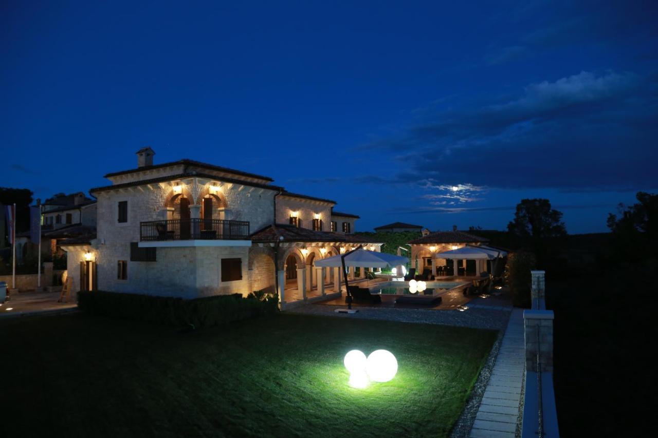 Villa Carolus-Luxurious Istrian Villa Barat  Exterior photo