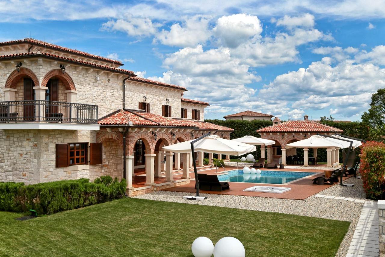Villa Carolus-Luxurious Istrian Villa Barat  Exterior photo