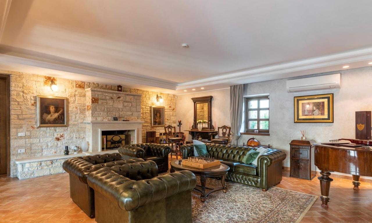 Villa Carolus-Luxurious Istrian Villa Barat  Exterior photo
